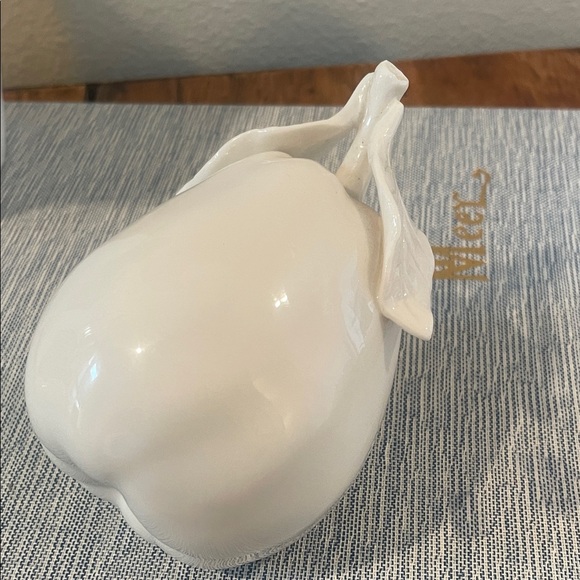 Vintage Blanc de Chine Style Ceramic Fruit Set – Lemon, Pear & Strawberry - Picture 5 of 13